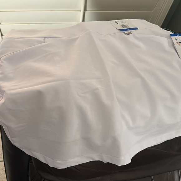 Skort - Picture 4 of 5